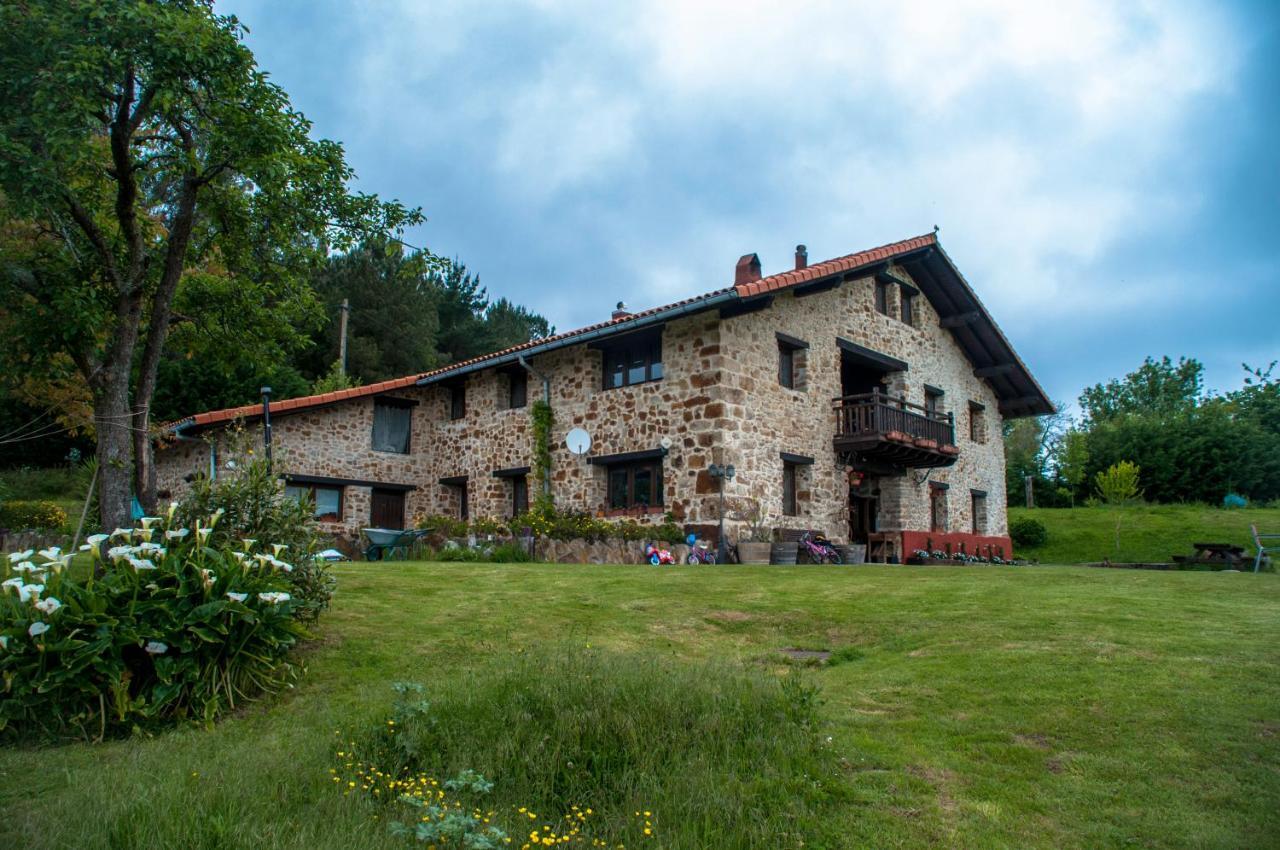 Apartamentos Rurales Larrago Busturia Exteriér fotografie